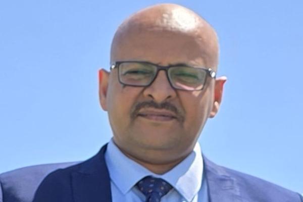 غلاف المقال