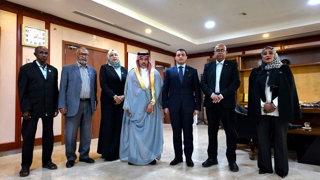 غلاف المقال