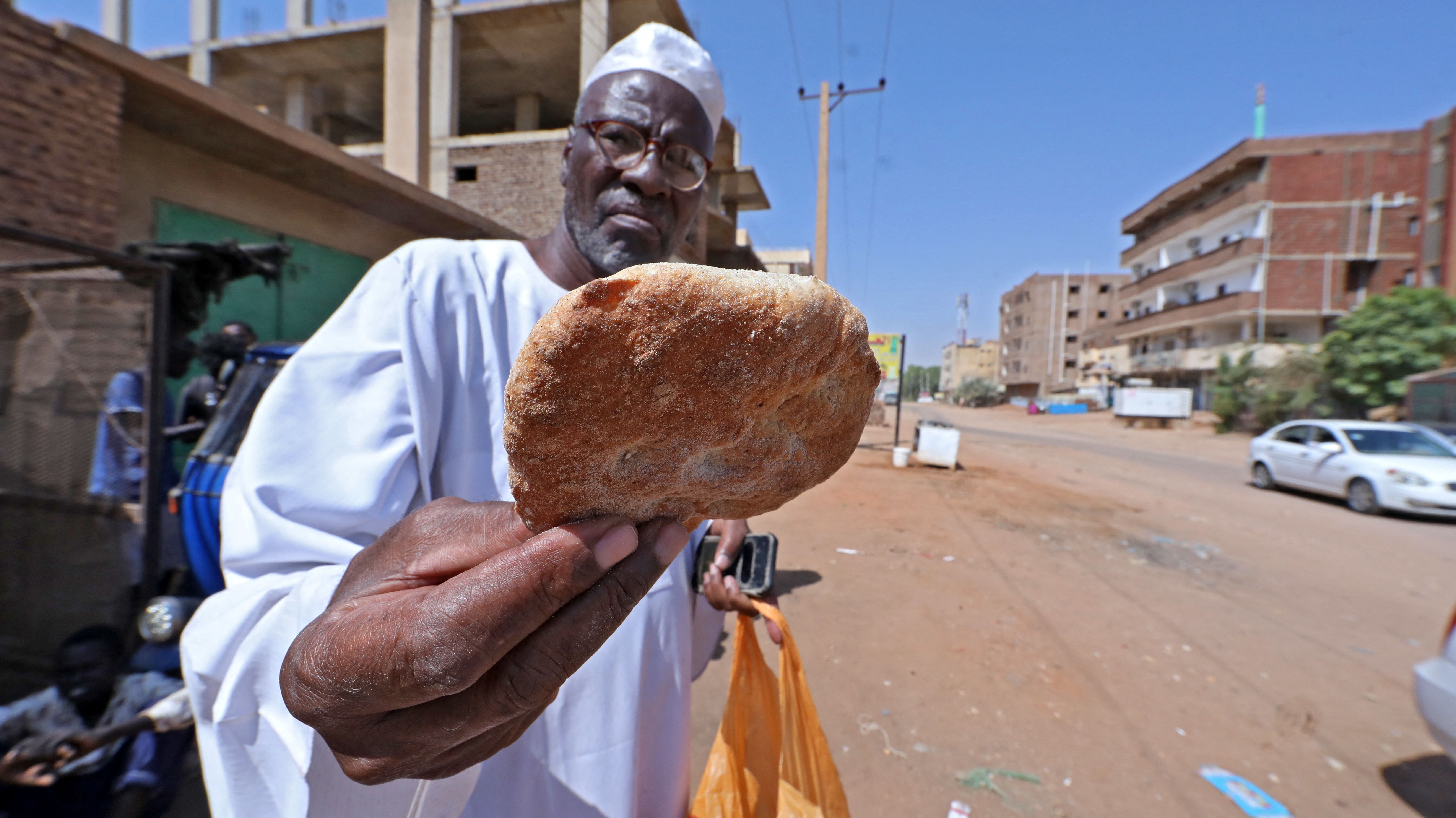غلاف المقال